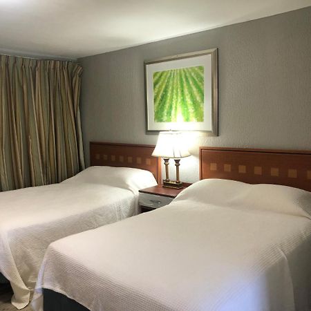 Bay Breeze Inn Bradenton Downtown 外观 照片